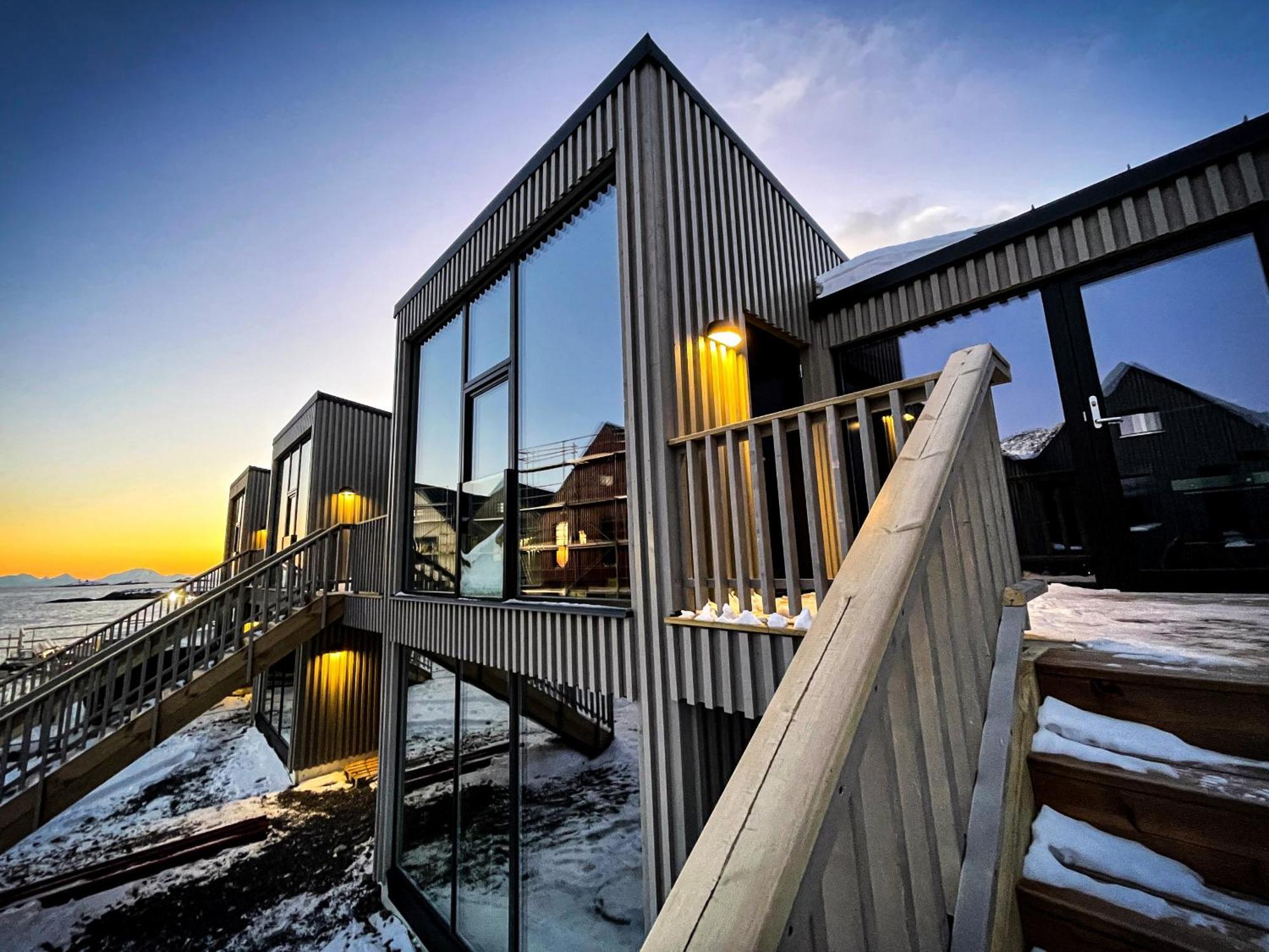 Henningsvaer Lofoten New Apartment Esterno foto